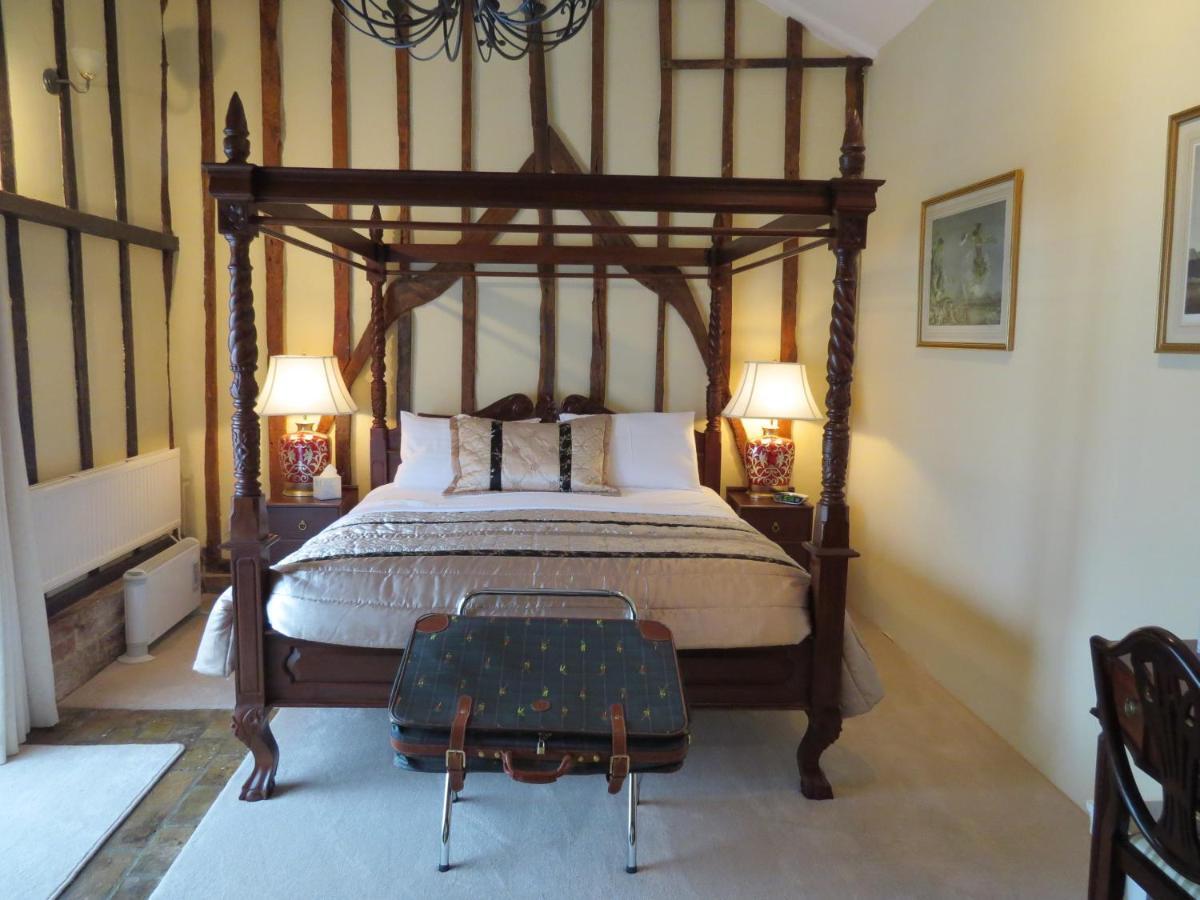 The Greyhound - Historic Former Inn Glemsford Esterno foto