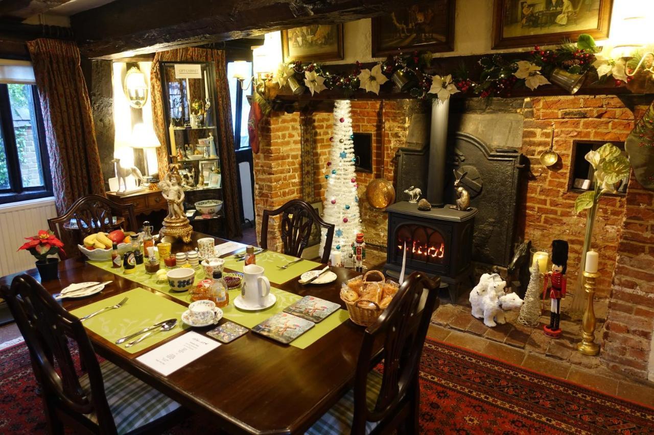The Greyhound - Historic Former Inn Glemsford Esterno foto